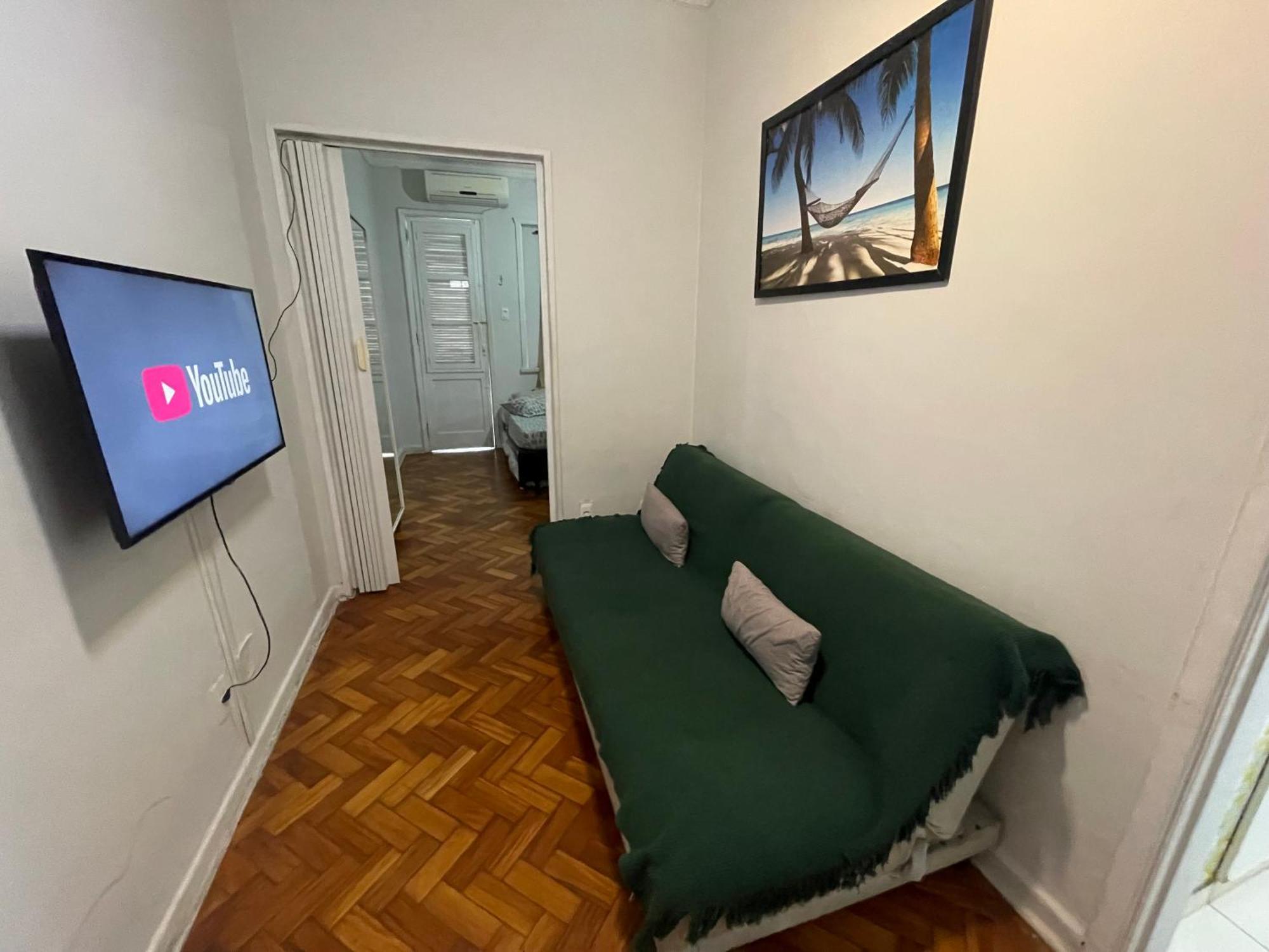 Suh Copacabana 08 Low Cost Behind Copacabanapalace Рио де Жанейро Екстериор снимка